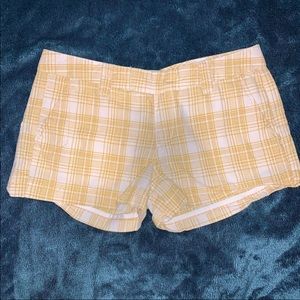 🔥 3 for $15 🔥
Volcom Shorts size 5 yellow gingham
